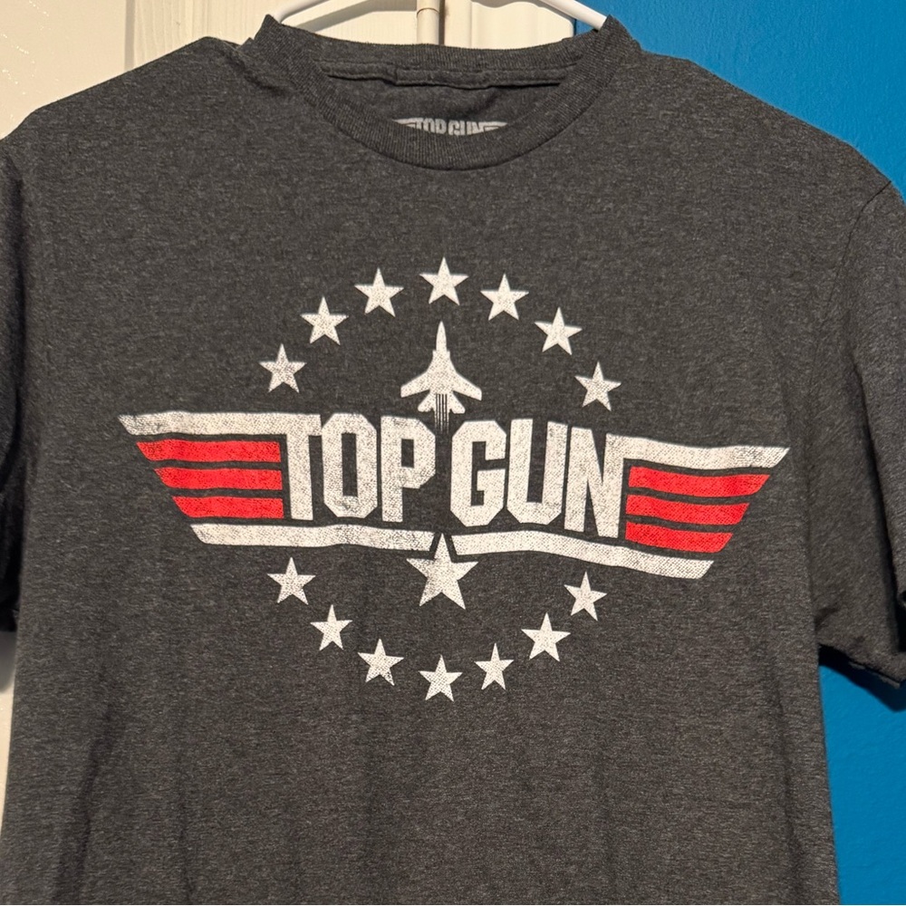Top Gun Logo Graphic Tee 80s Movie 2021 Gray T-Shirt Adult Unisex Medium